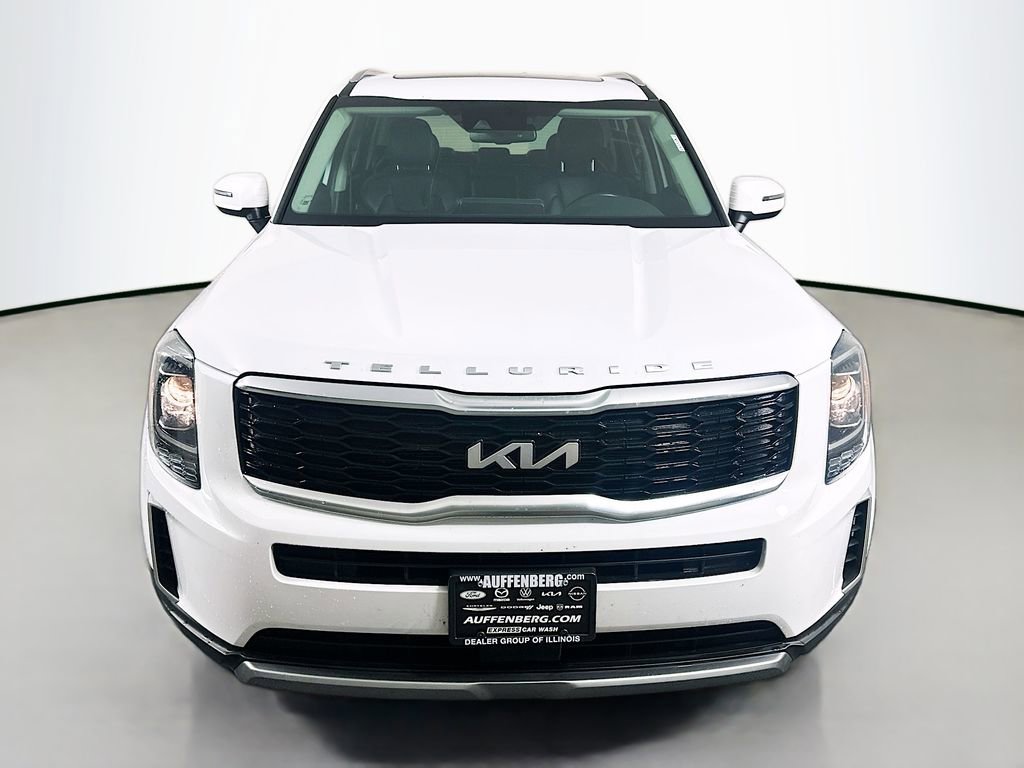 Used 2022 Kia Telluride EX image 2