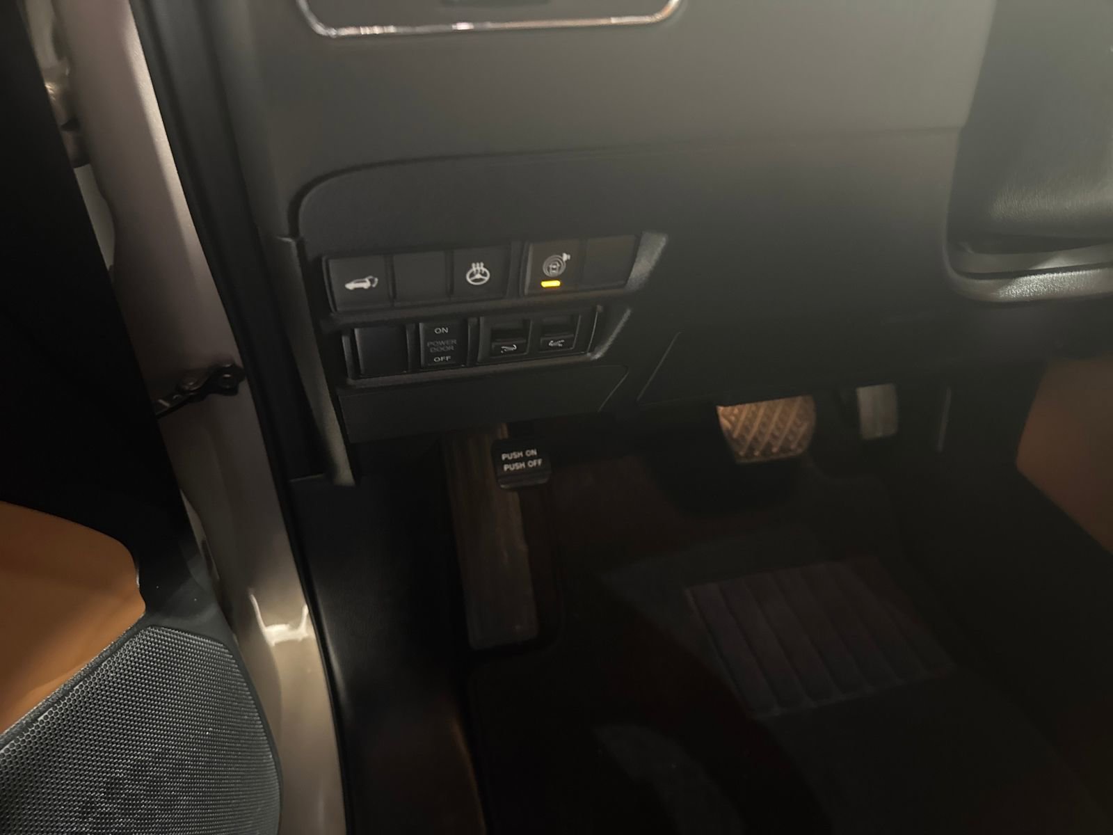 Used 2023 INFINITI QX80 Sensory w/ Cargo Package image 15