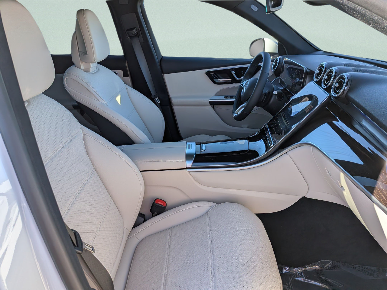 New 2027 Mercedes-Benz GLC 300 image 7