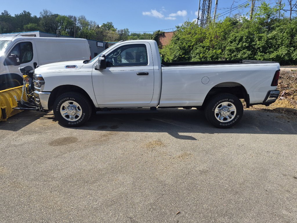 New 2026 RAM 2500 Tradesman AWD/4WD image 4