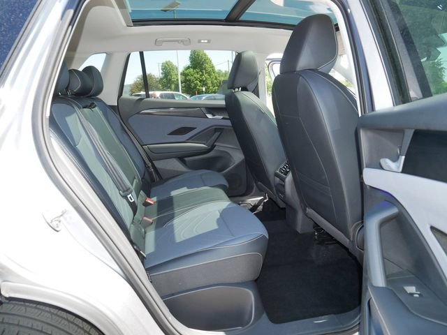 Certified 2025 Volkswagen Tiguan SE AWD/4WD image 19