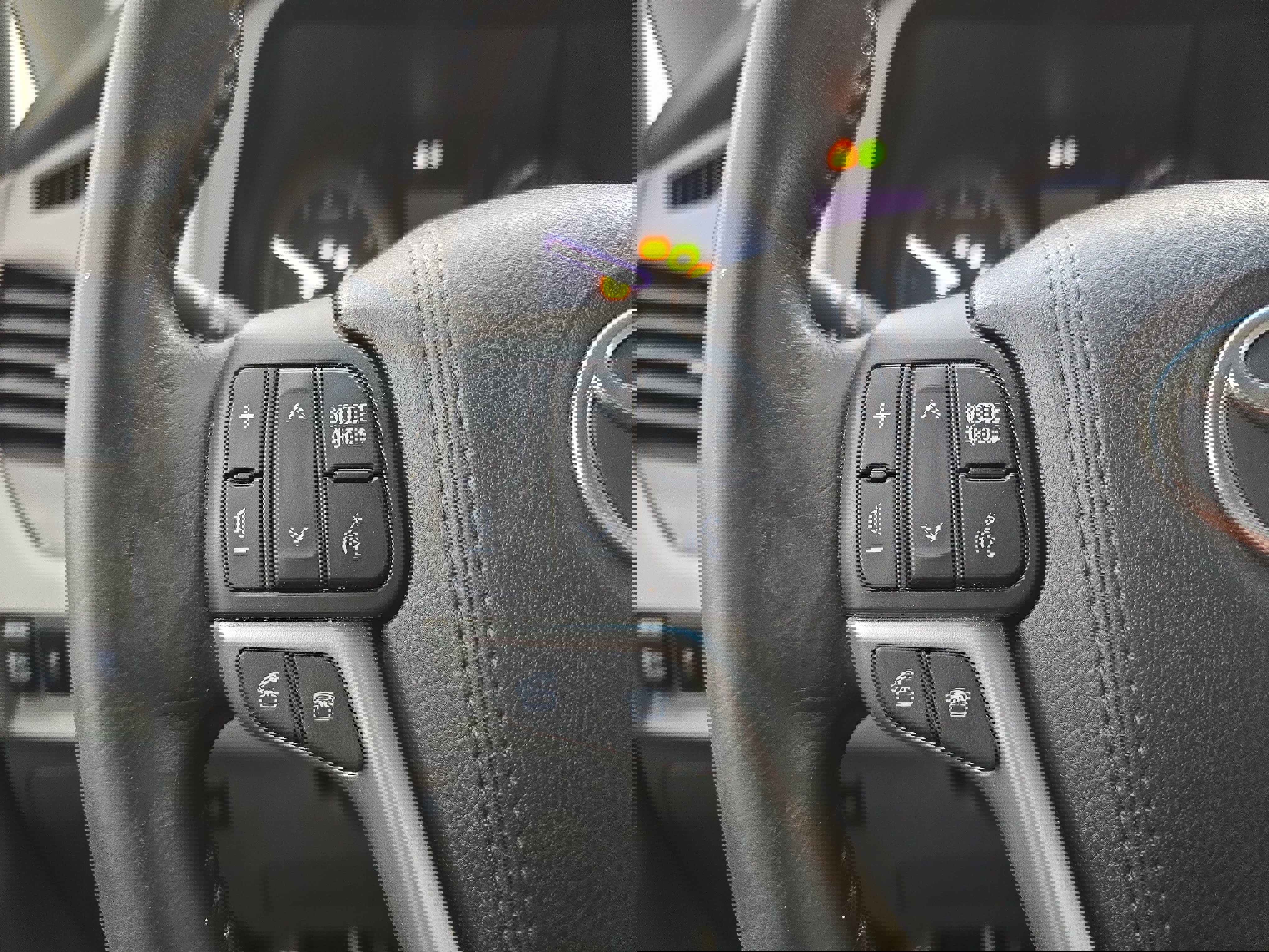 Used 2015 Toyota Sienna XLE image 18