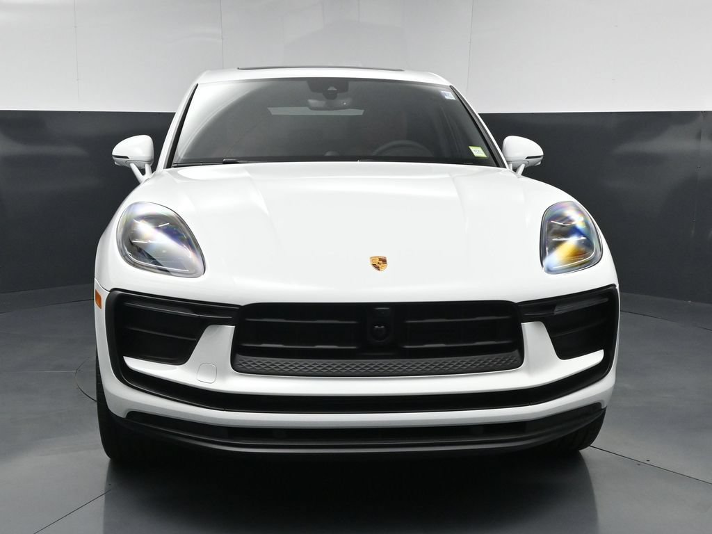 New 2026 Porsche Macan AWD/4WD image 15