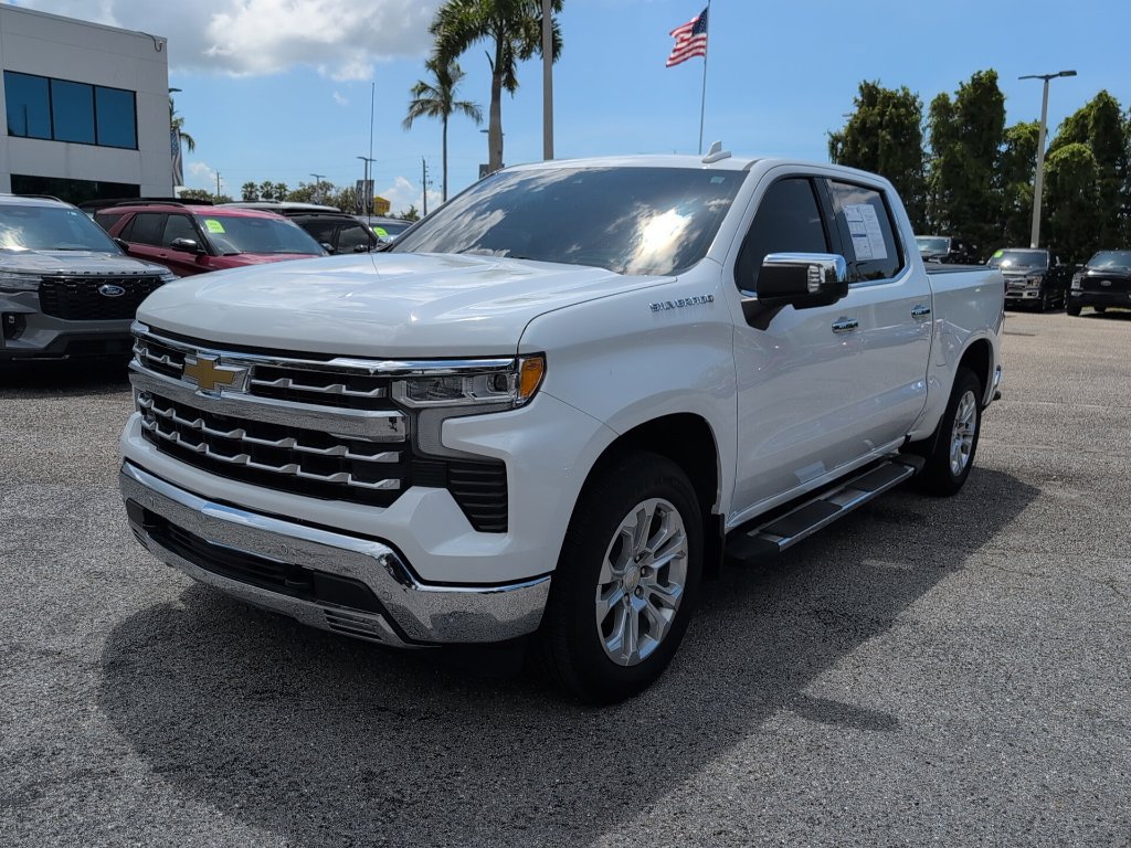 Used 2023 Chevrolet Silverado 1500 LTZ w/ Technology Package RWD image 7