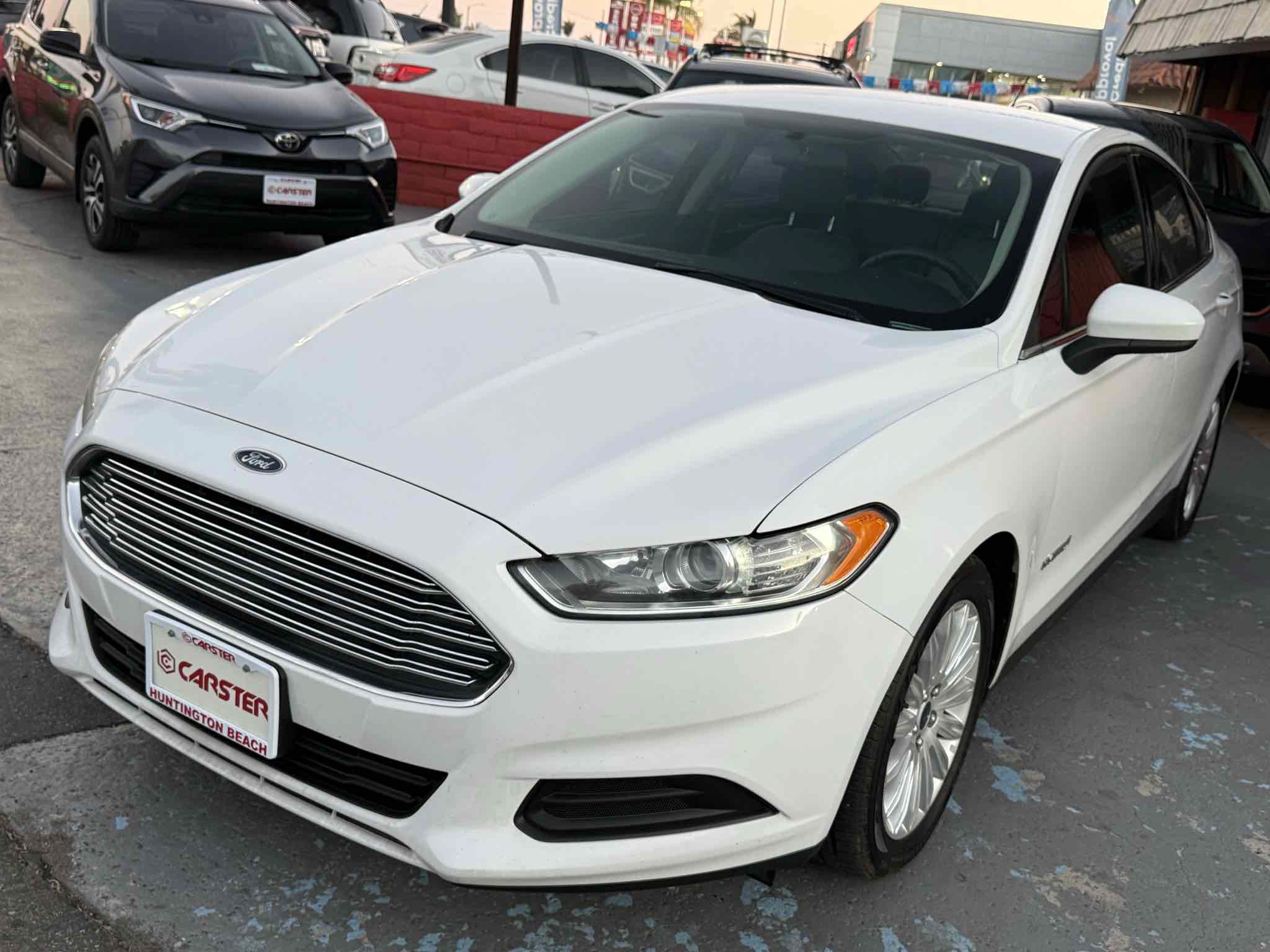Used 2016 Ford Fusion S FWD image 2
