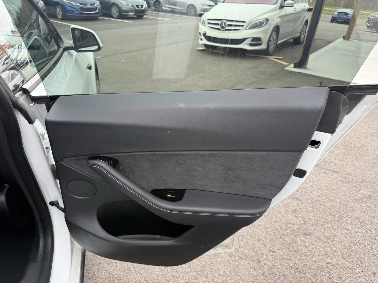 Used 2020 Tesla Model Y Long Range image 14