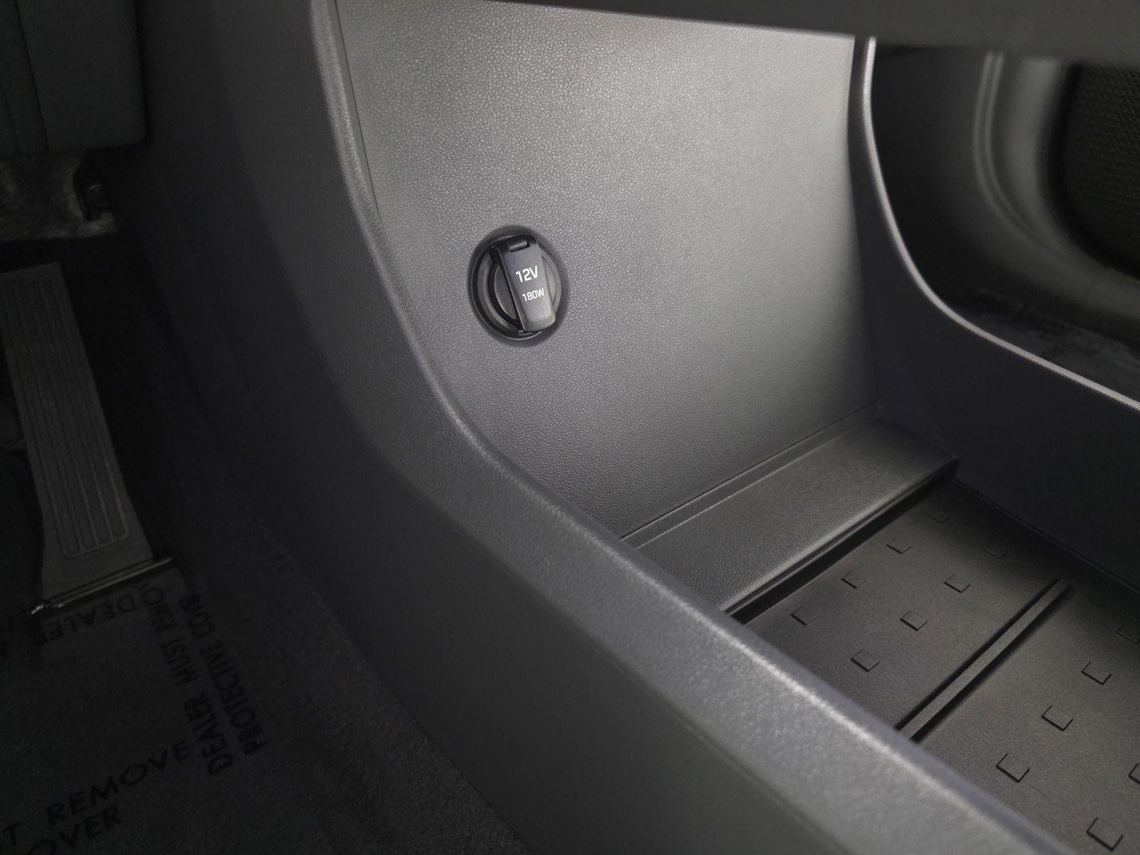 Certified 2025 Hyundai Santa Fe Limited image 30