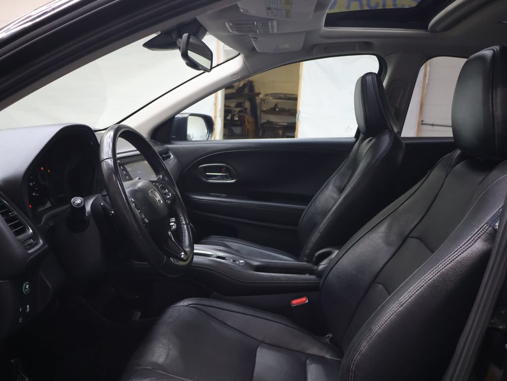 Used 2019 Honda HR-V EX-L image 16