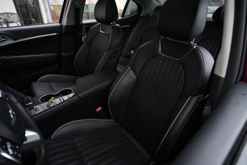 Used 2020 Genesis G70 2.0T w/ Elite Package image 34