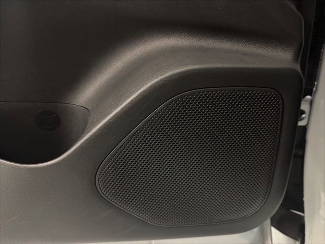 Used 2024 Nissan Rogue SV image 20