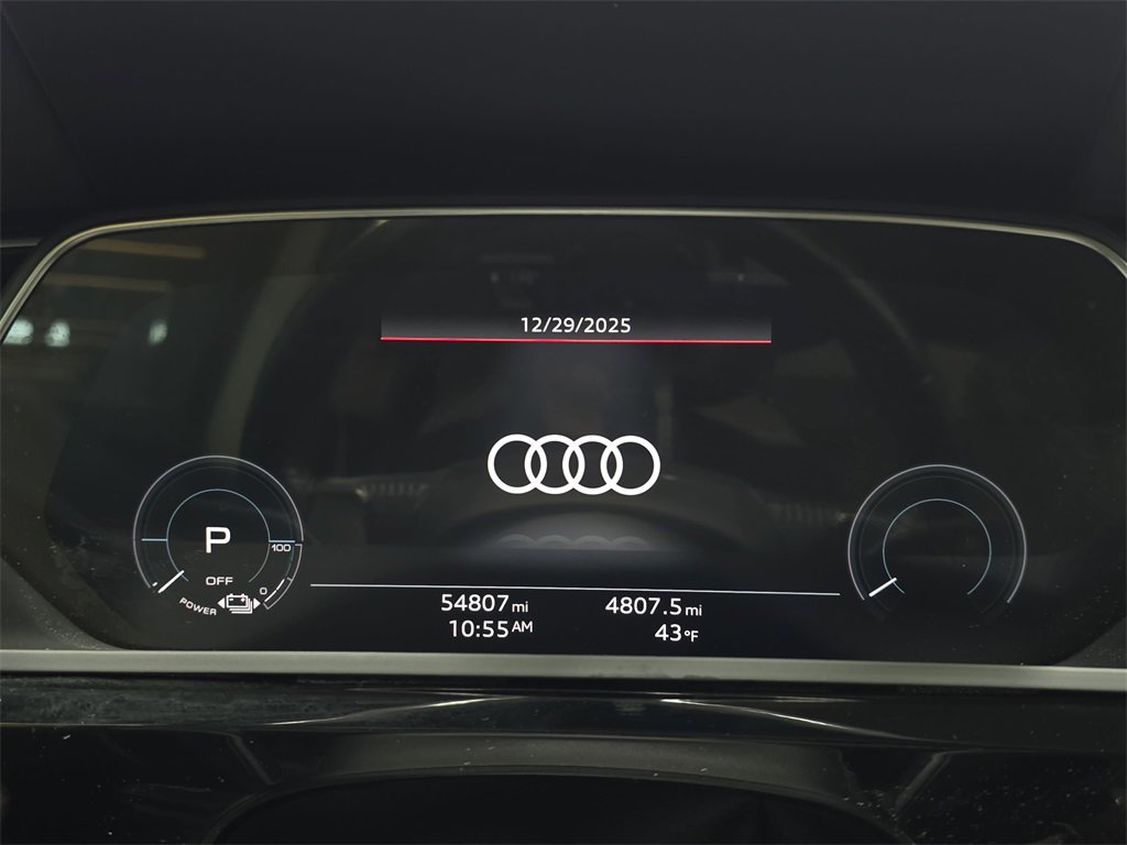 Used 2021 Audi e-tron Premium Plus w/ Premium Plus Package image 20