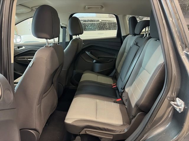 Used 2016 Ford Escape SE w/ Equipment Group 201A image 10