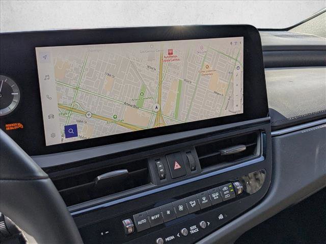 Used 2025 Lexus ES 300h w/ Premium Package image 13