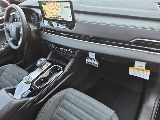 New 2026 Mitsubishi Outlander LE FWD image 37