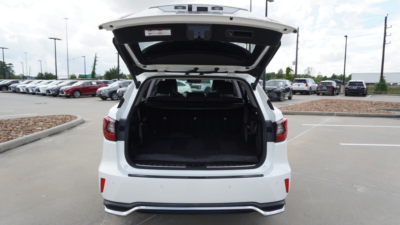 Used 2019 Lexus RX 350L Luxury w/ Accessory Package AWD/4WD image 40