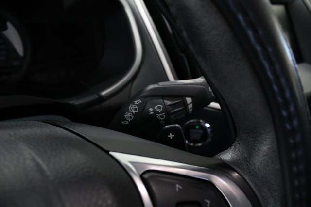 Used 2015 Ford Edge SEL w/ Equipment Group 201A image 16