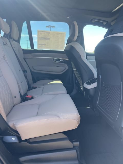 New 2026 Volvo XC90 B6 Plus w/ Protection Package Premier AWD/4WD image 29