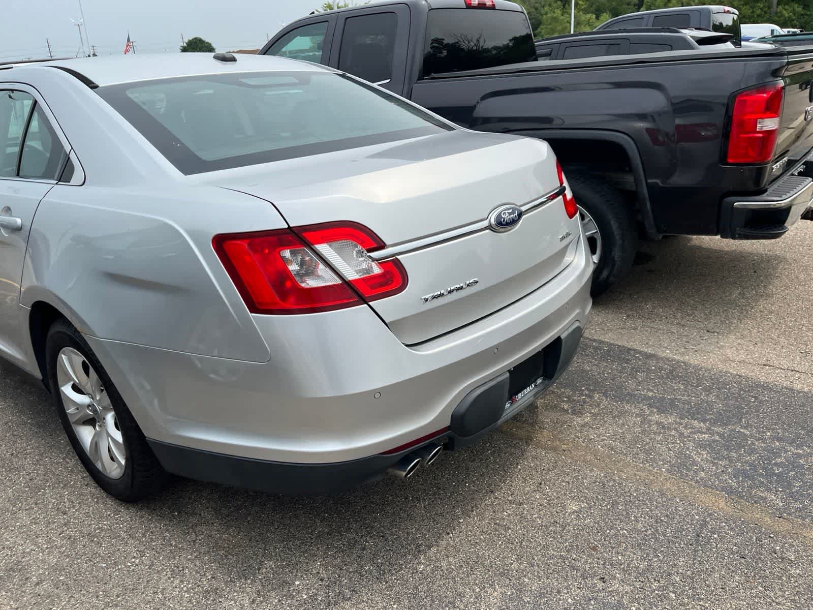Used 2011 Ford Taurus SEL w/ 201A Rapid Spec Order Code FWD image 12