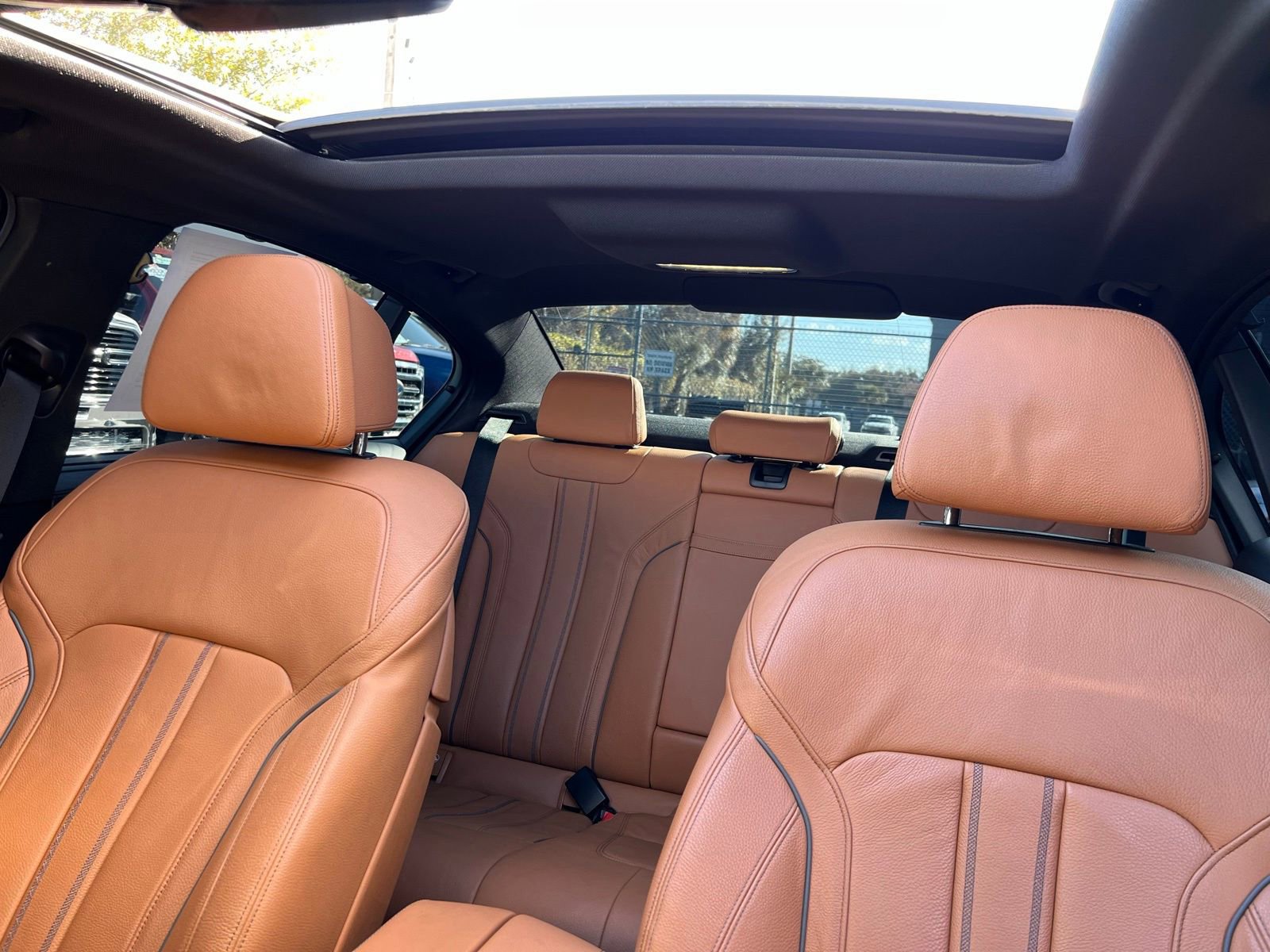 Used 2020 BMW M550i xDrive w/ Executive Package image 35