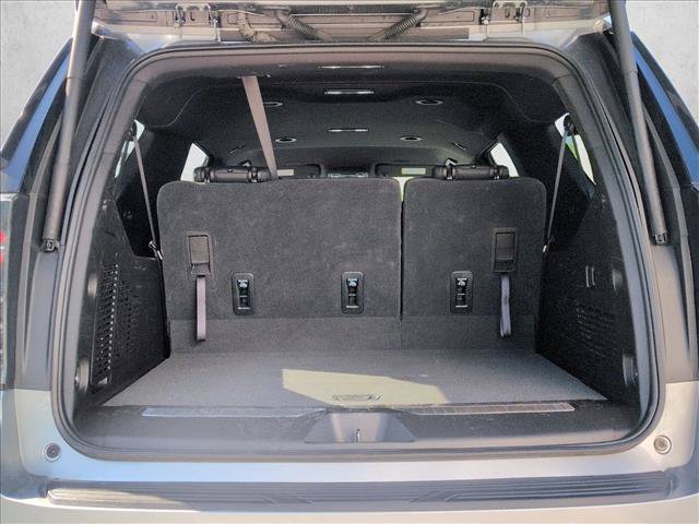 Used 2025 Chevrolet Suburban Z71 AWD/4WD image 6