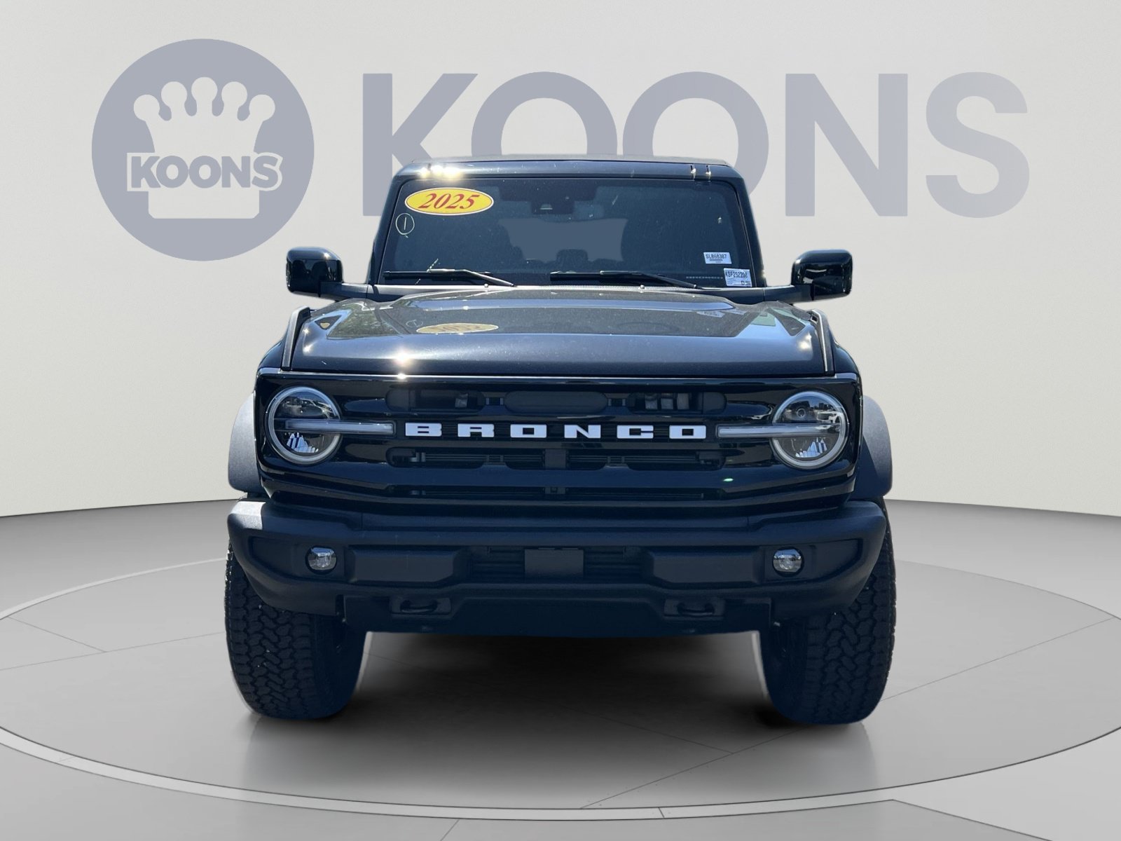 New 2025 Ford Bronco Outer Banks w/ Sasquatch Package AWD/4WD image 4