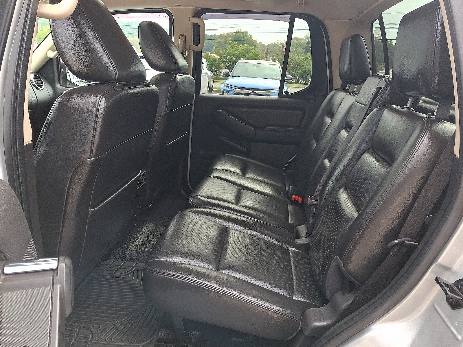 Used 2010 Ford Explorer Sport Trac Limited AWD/4WD image 11