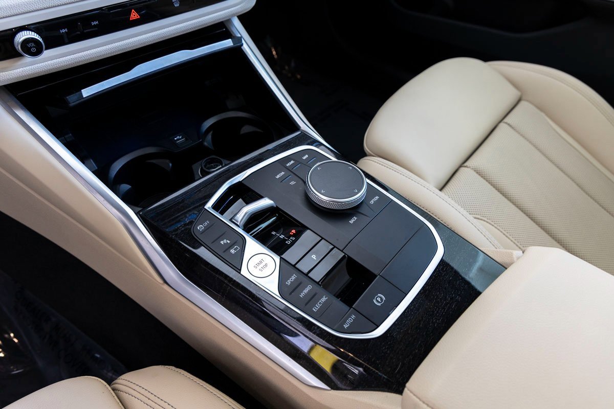 Certified 2023 BMW 330e w/ Premium Package image 17