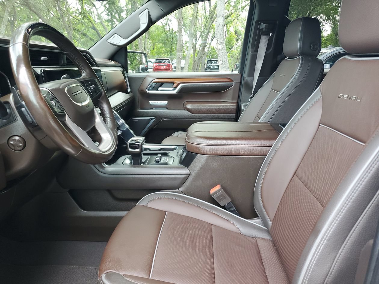 Used 2023 GMC Sierra 1500 Denali w/ Technology Package AWD/4WD image 19