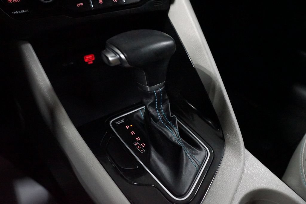 Used 2020 Kia Niro FWD image 22