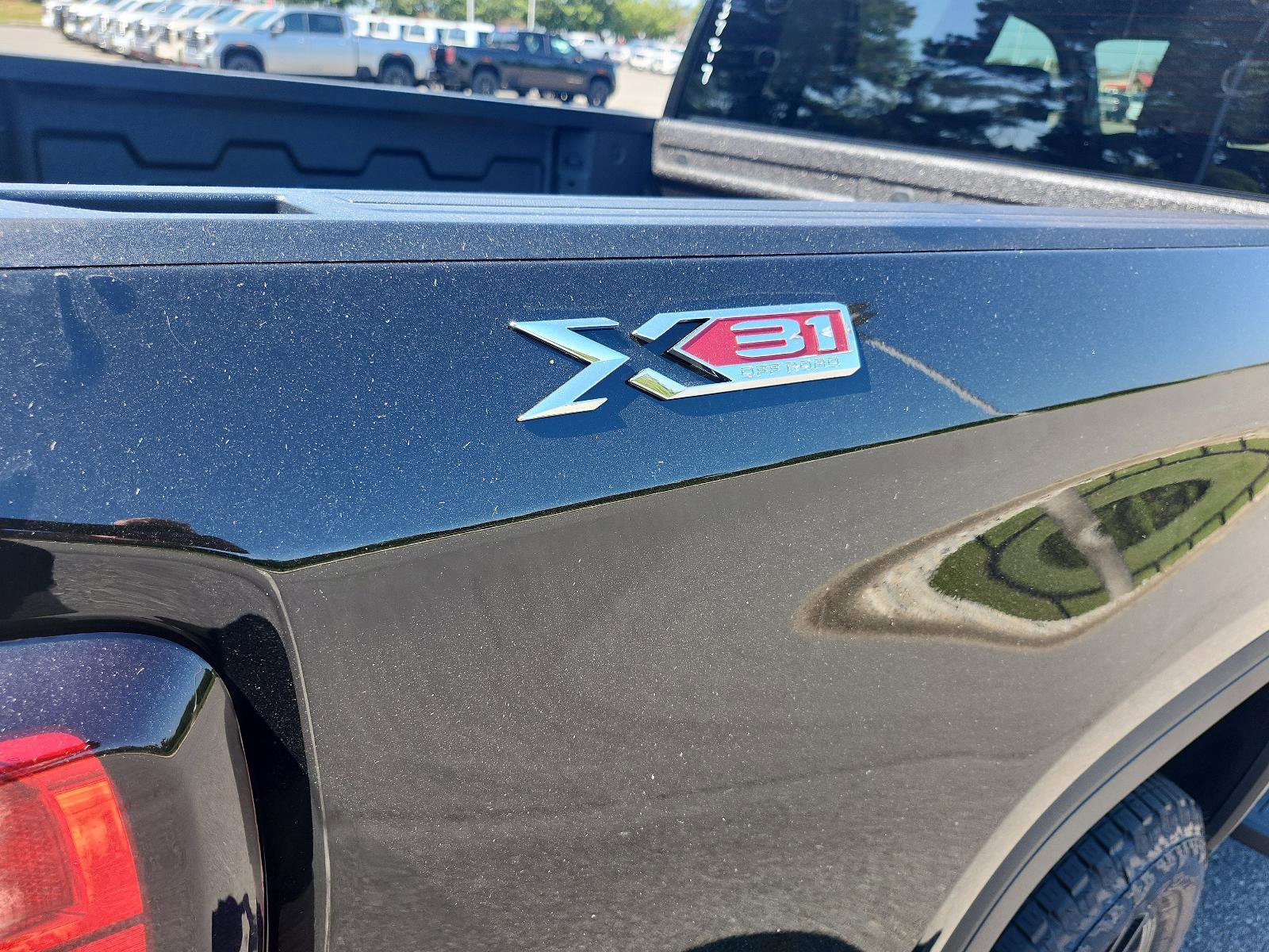 New 2026 GMC Sierra 1500 Elevation image 5