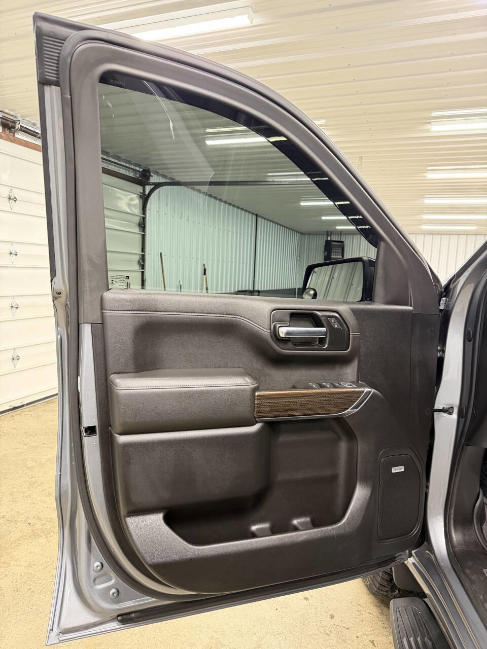 Used 2021 Chevrolet Silverado 1500 LT Trail Boss w/ Convenience Package II image 25