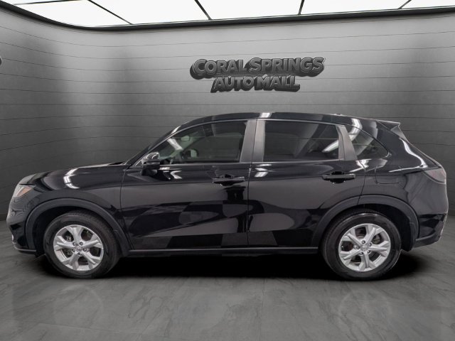 Used 2025 Honda HR-V LX image 4