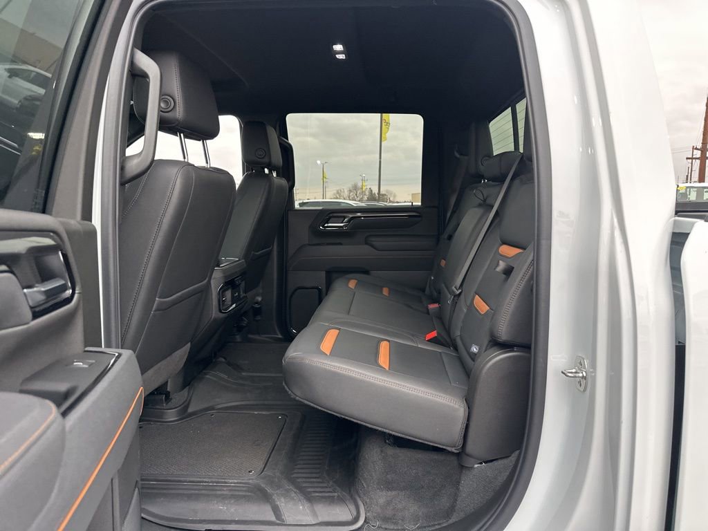 Used 2025 GMC Sierra 2500 AT4 w/ Technology Package image 24