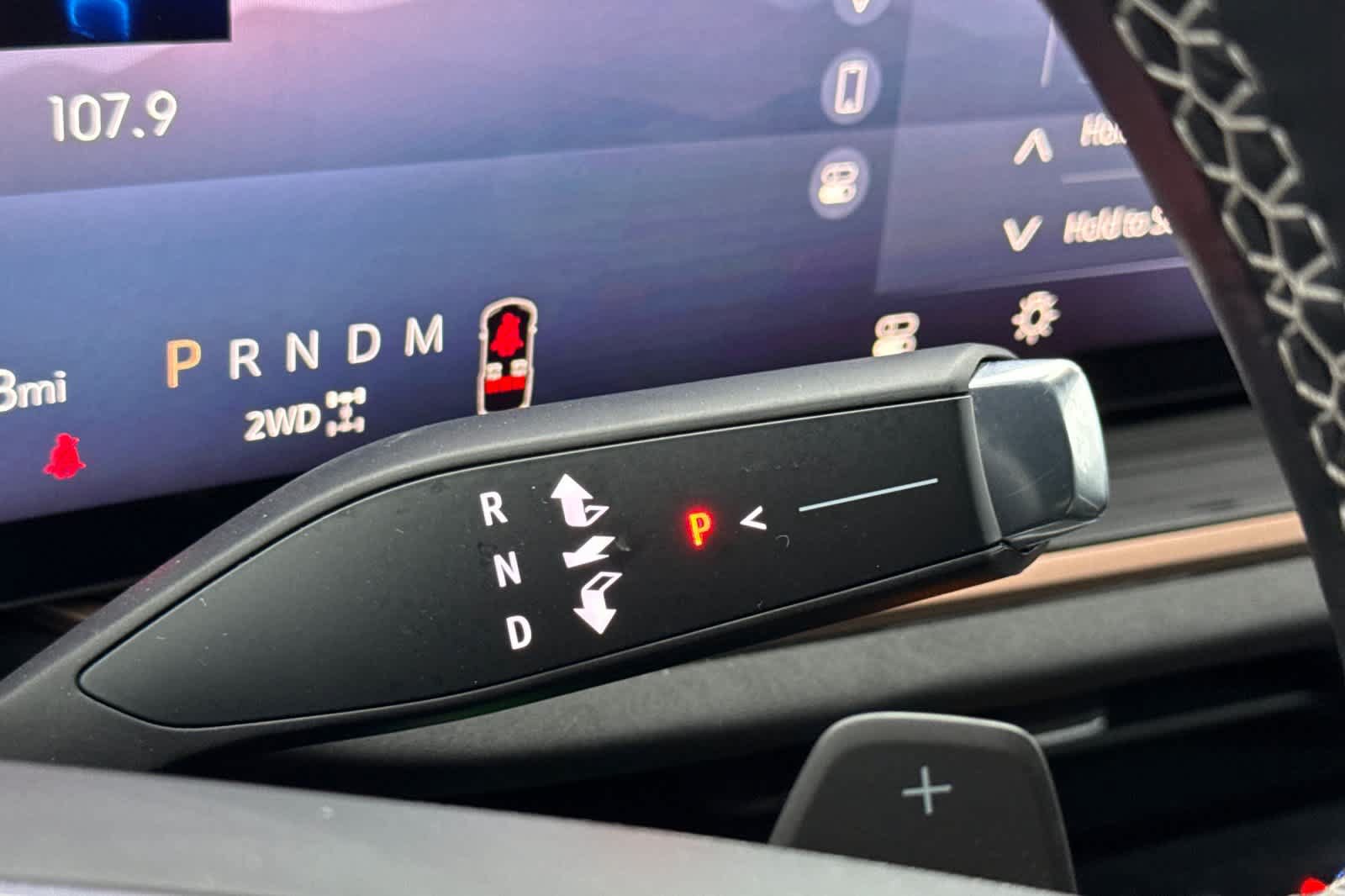 Used 2025 Buick Envision Sport Touring AWD/4WD image 24