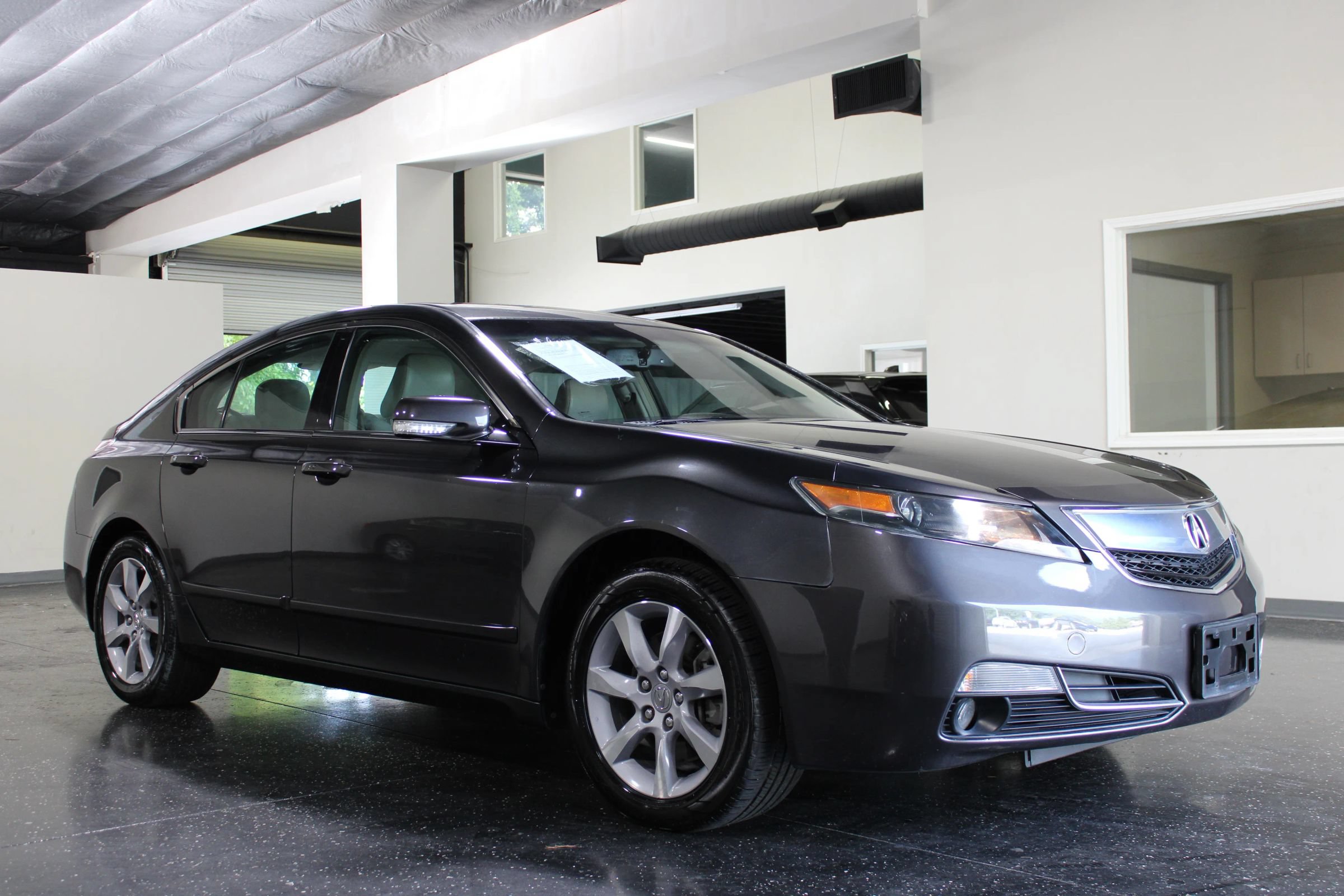 Used 2014 Acura TL w/ Technology Package FWD image 1