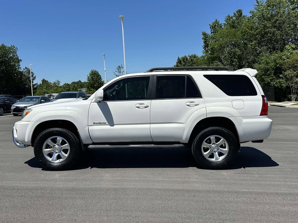 Used 2008 Toyota 4Runner SR5 RWD image 22