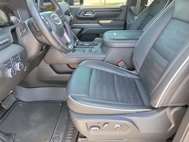 Used 2025 GMC Sierra 2500 AT4X AWD/4WD image 11