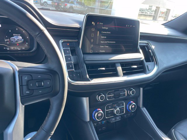 Used 2023 GMC Yukon SLT w/ SLT Luxury Package RWD image 19