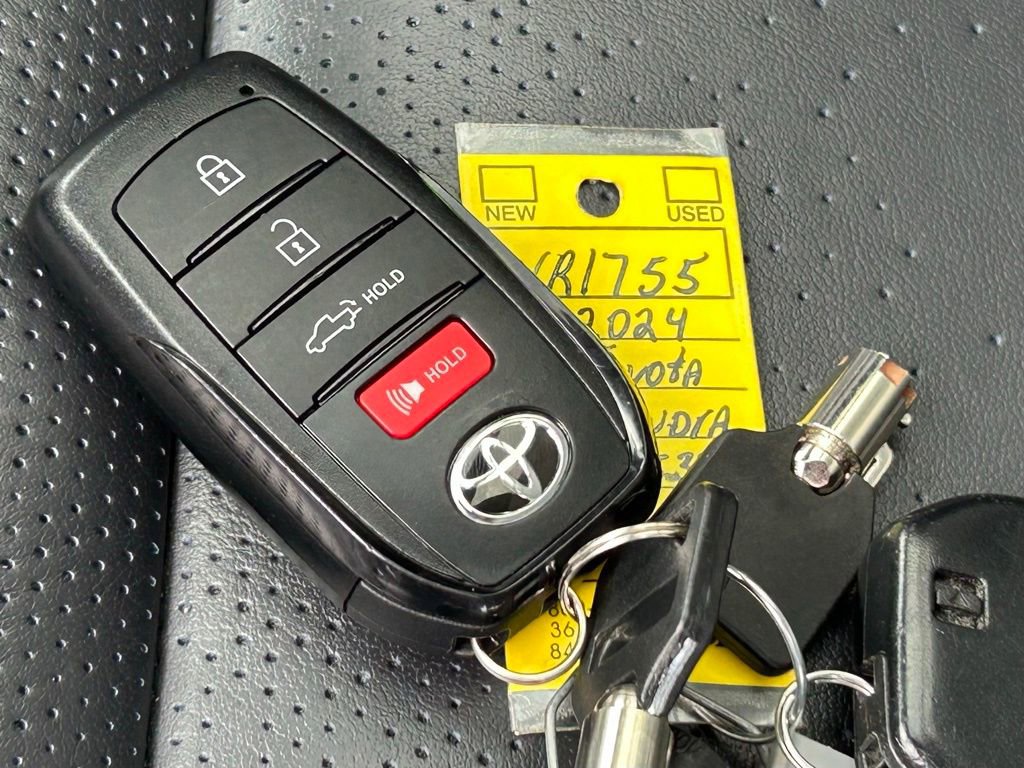 Used 2024 Toyota Tundra Platinum image 56