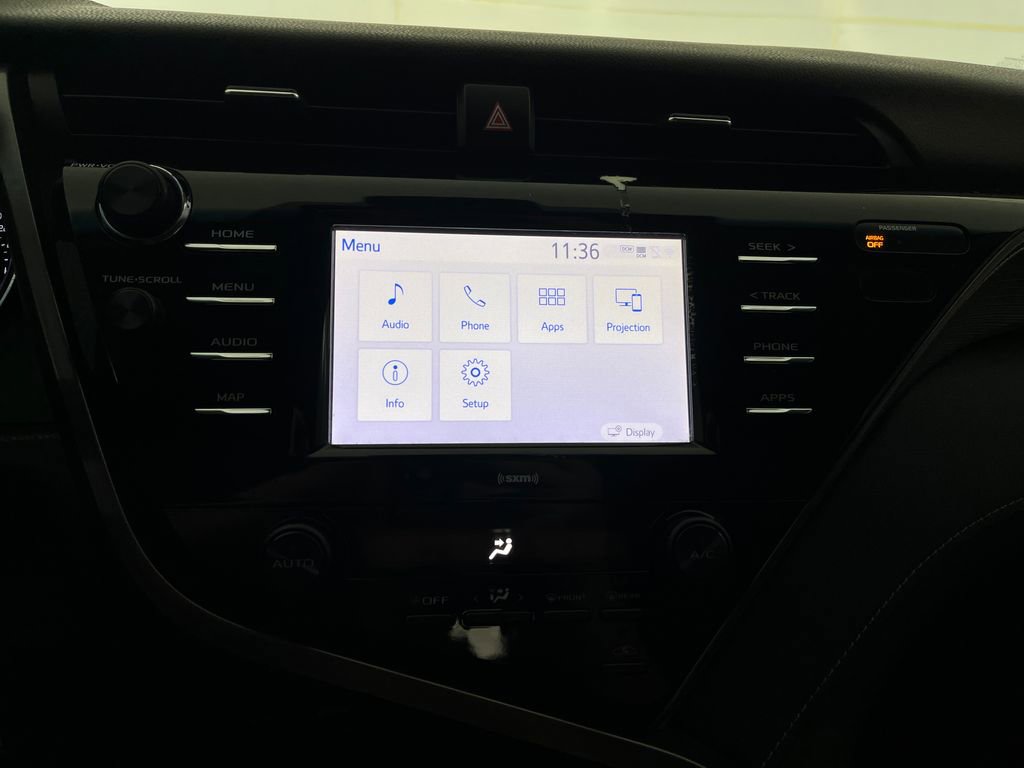 Used 2020 Toyota Camry SE FWD image 63