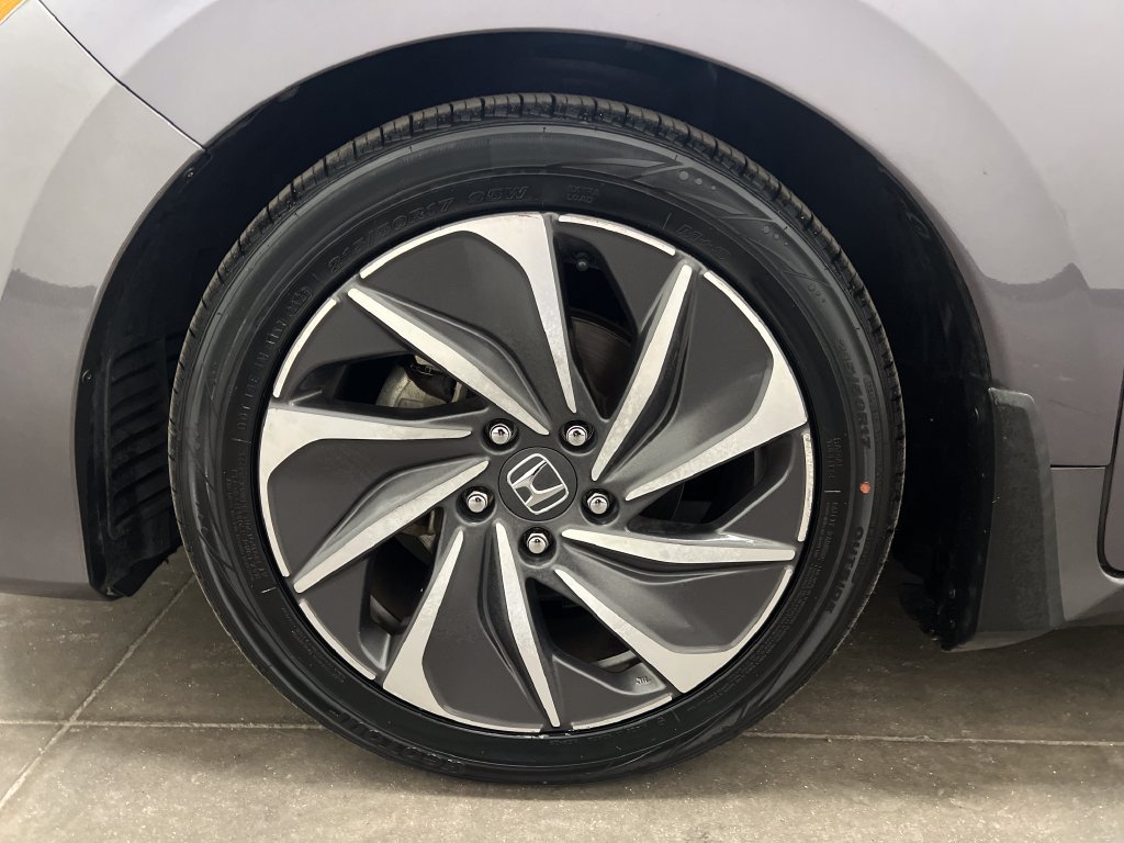 Used 2020 Honda Insight Touring image 28