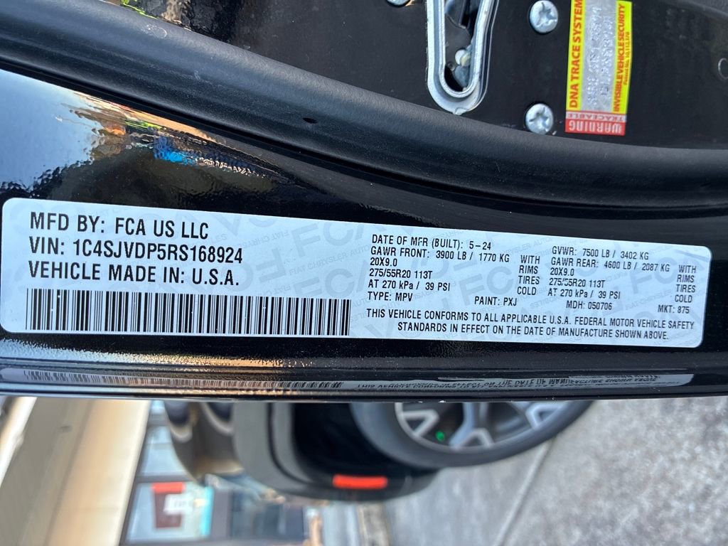 Used 2024 Jeep Wagoneer Series III image 30