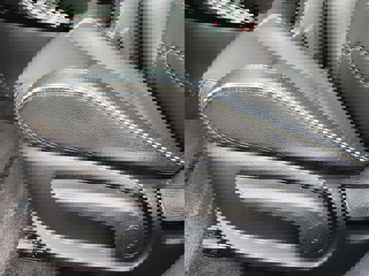 Used 2024 Kia Forte GT-Line w/ GT-Line Premium Package image 23