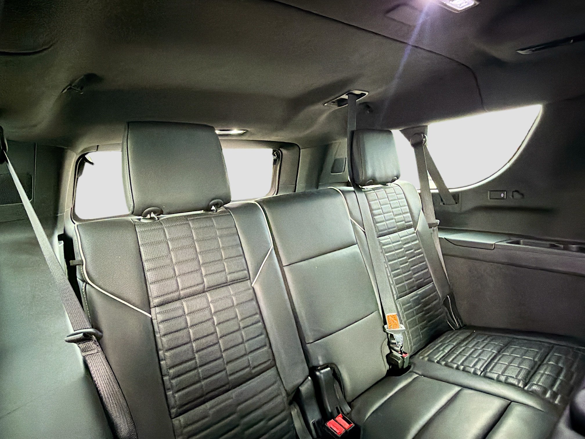 Used 2023 Cadillac Escalade ESV Sport Platinum w/ LPO, ONYX Package AWD/4WD image 20