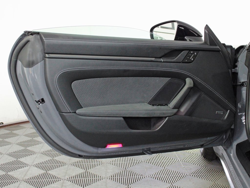 Certified 2025 Porsche 911 Carrera GTS image 16