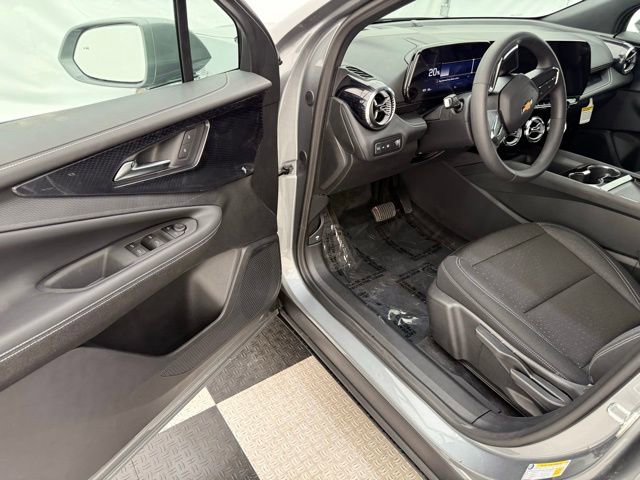 New 2025 Chevrolet Blazer EV LT image 26