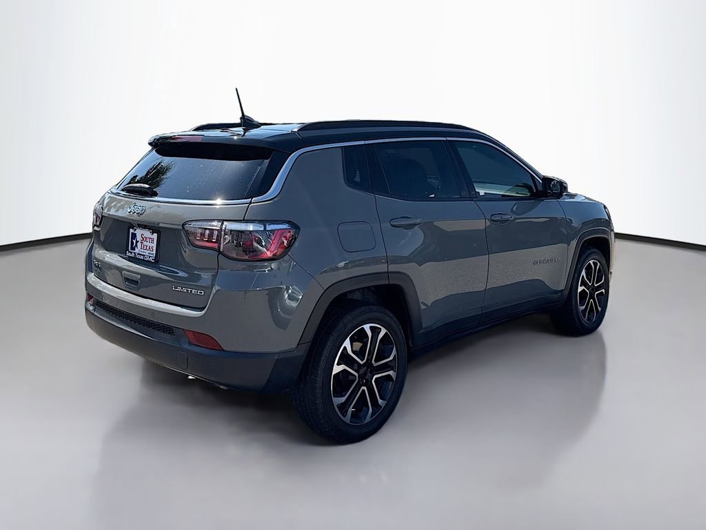 Used 2024 Jeep Compass Limited AWD/4WD image 7