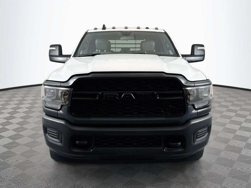 Used 2024 RAM 3500 Tradesman AWD/4WD image 2