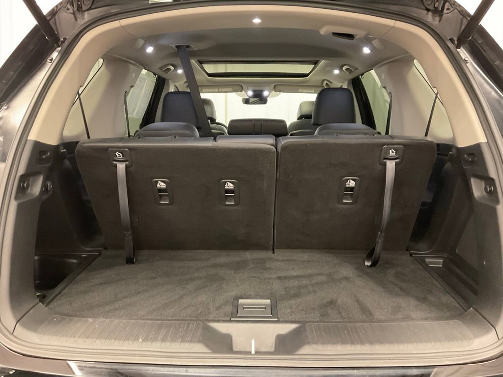 Used 2023 Honda Pilot Touring image 8