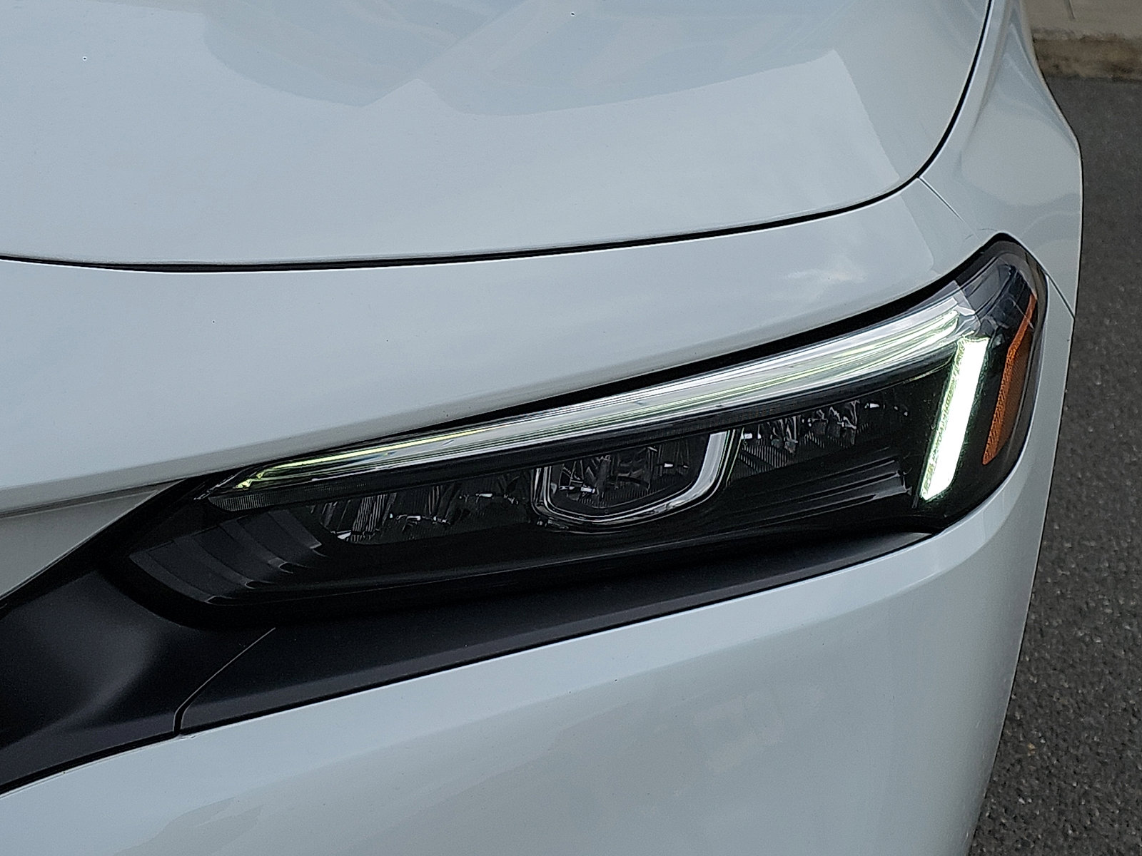 Used 2023 Honda Civic LX image 9